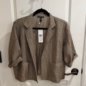 Versatile NWT Eileen Fisher Cropped Jacket, Size S
